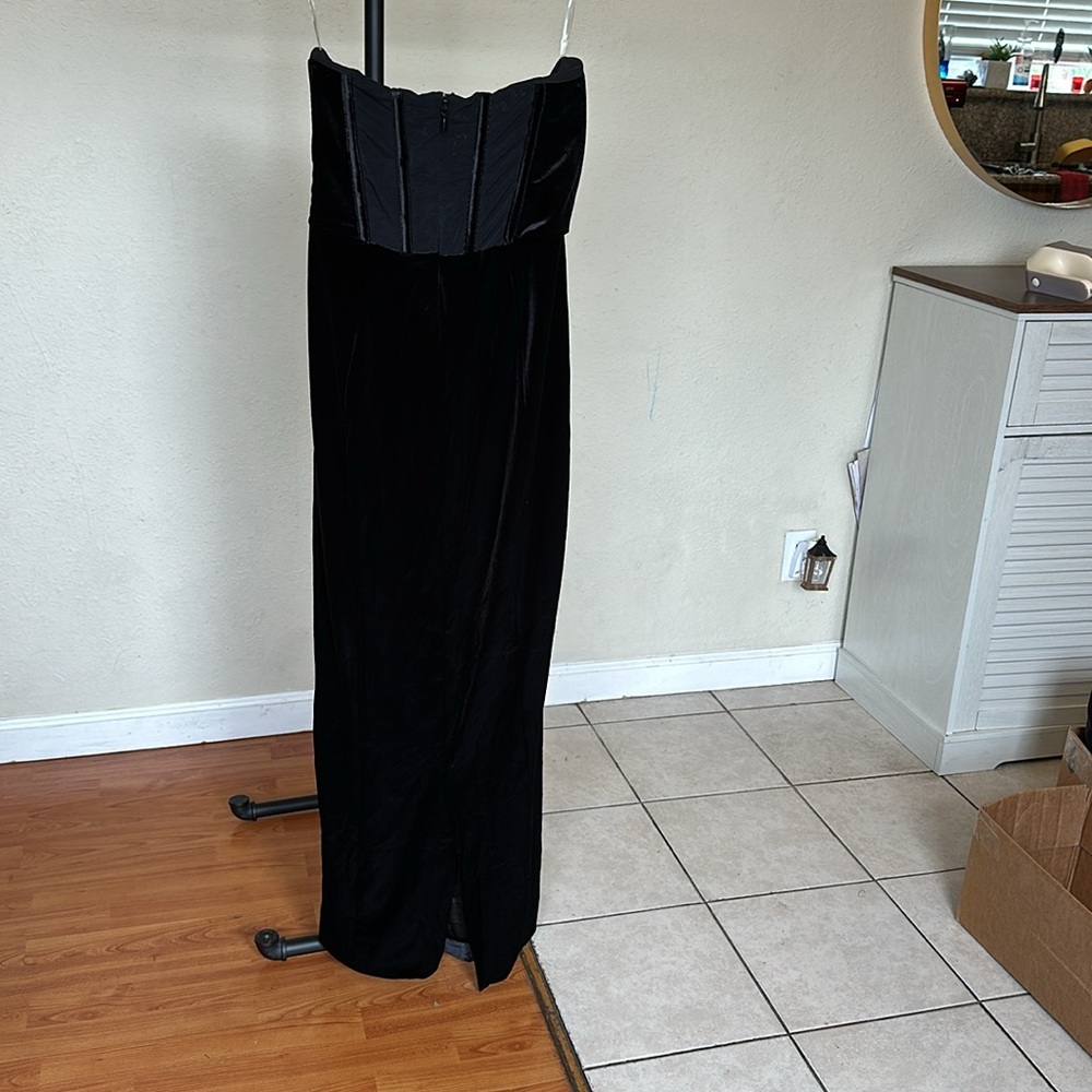 HOUSE OF CB 'Thalia' Black‎ Velvet Corset Maxi Dress NWOT size S - Picture 12 of 17